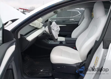 2023 Tesla Model Y Awd/Long Range Dual Motor All-Wheel Drive from USA, damaged, VIN 7SAYGDEE8PA105374